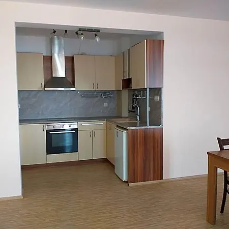 Aura Family Szálloda 2*