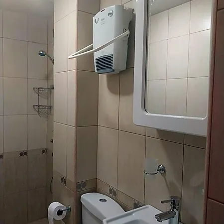 Aura Family Szálloda Ravda